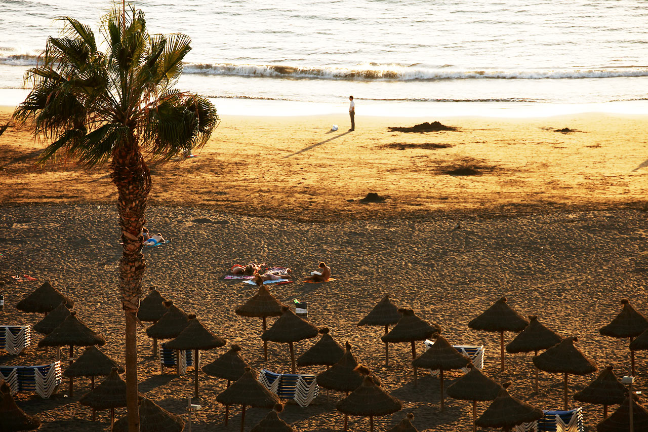 Playa De Las Americasin rantapromenadi Teneriffalla