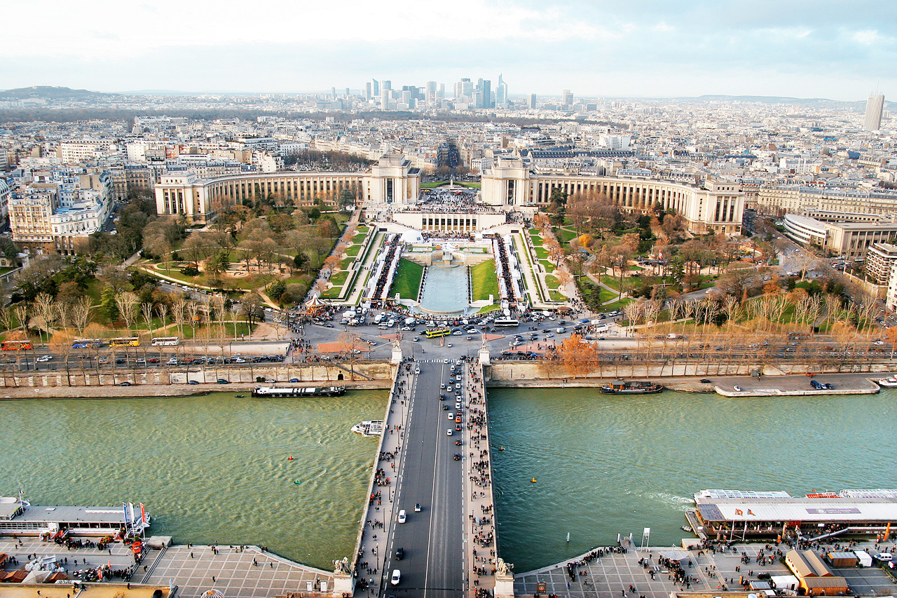 Pariisin näkymiä Eiffel-tornista