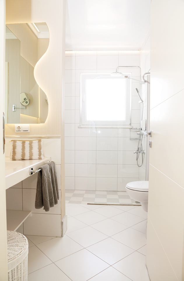 Junior Suite, parveke ja rajoitettu merinäköala
