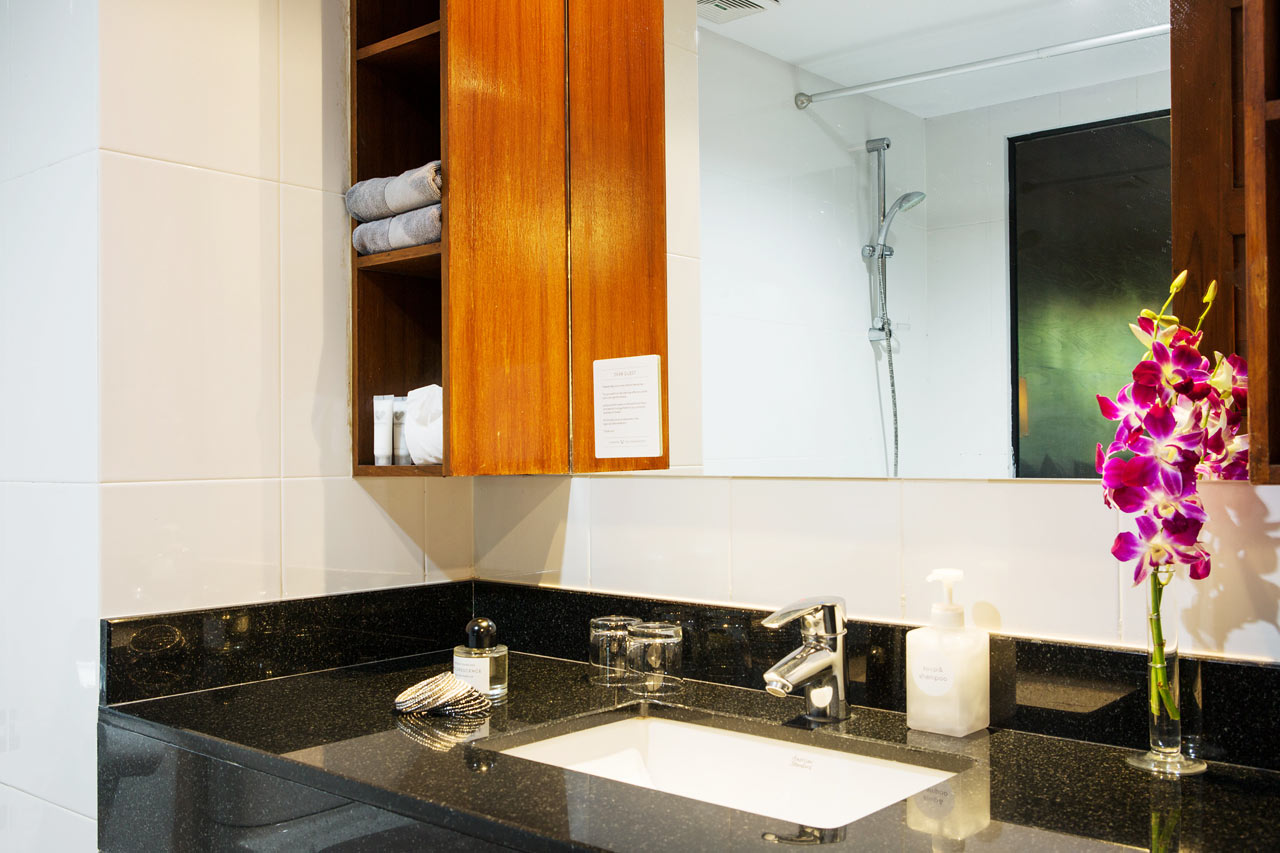 Classic Suite, parveke allasalueelle päin