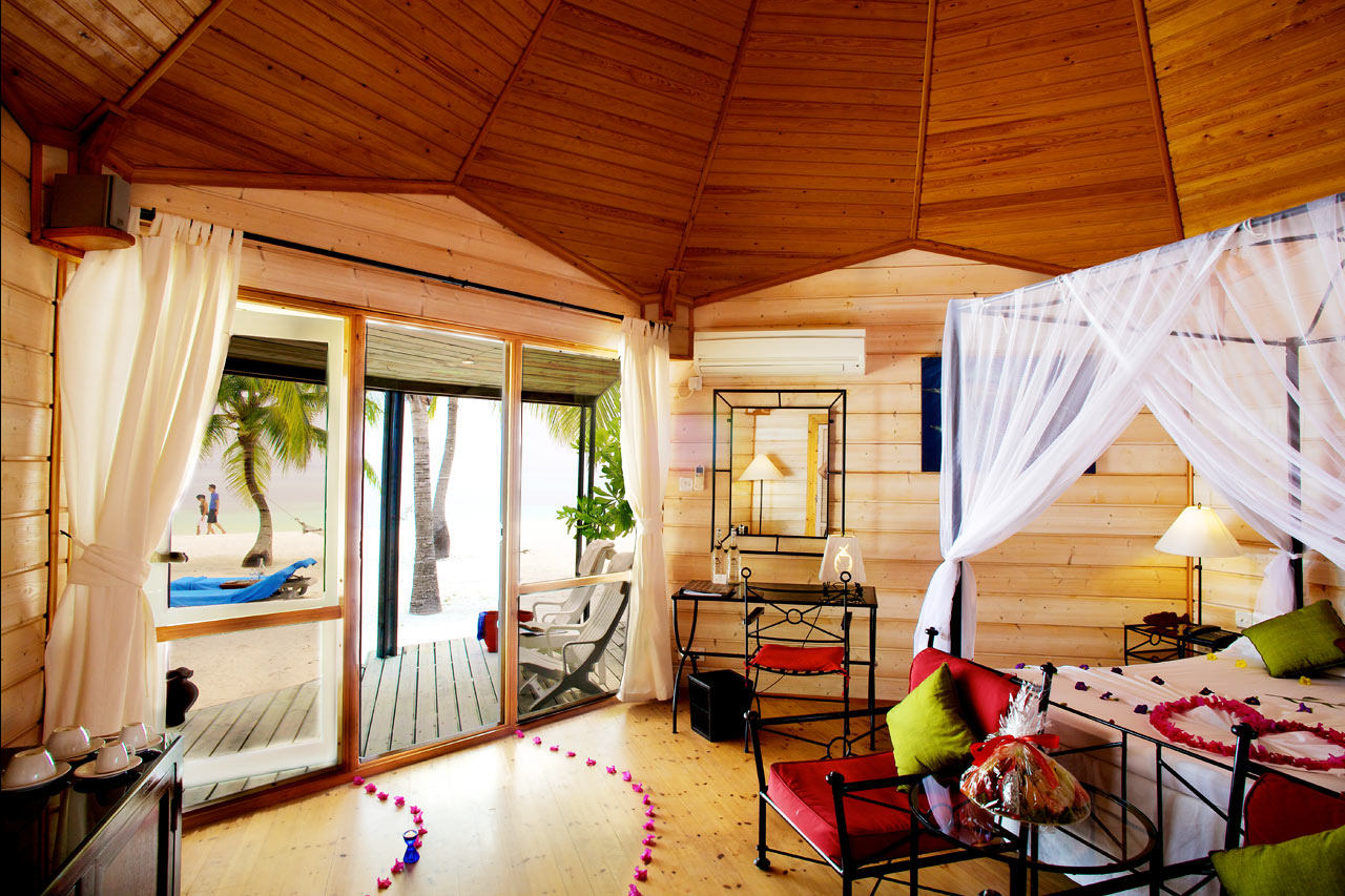 Jacuzzi Beach Villas