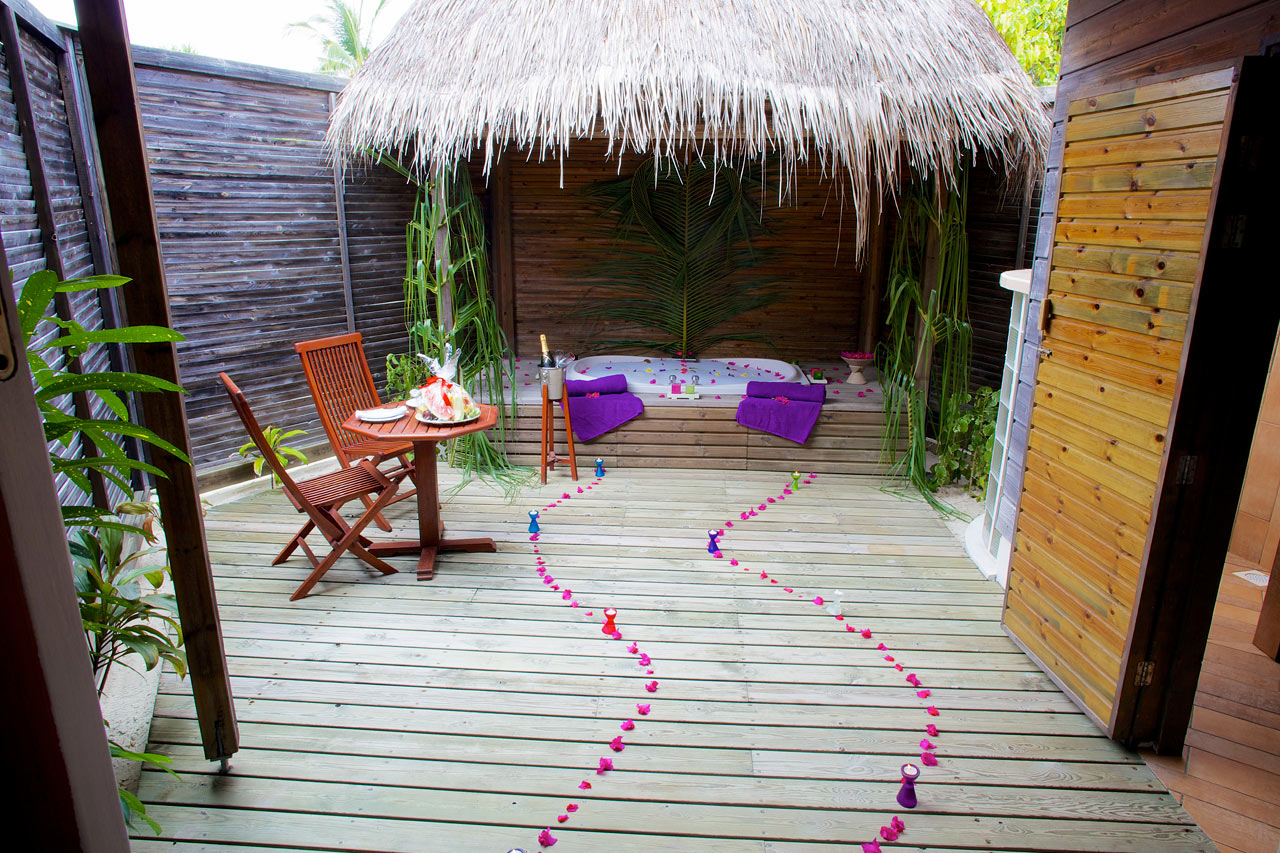 Jacuzzi Beach Villas