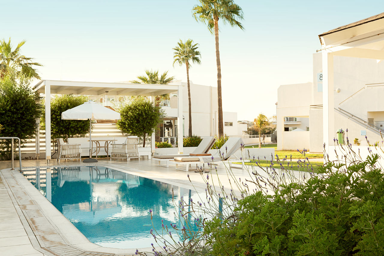 Prime Pool Suite, 2 huonetta, terassilla oma uima-allas