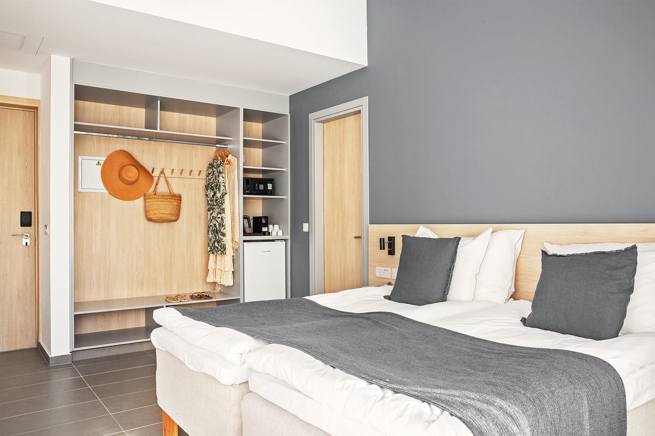 Classic Room - 1 huone, parveke ympäristön suuntaan