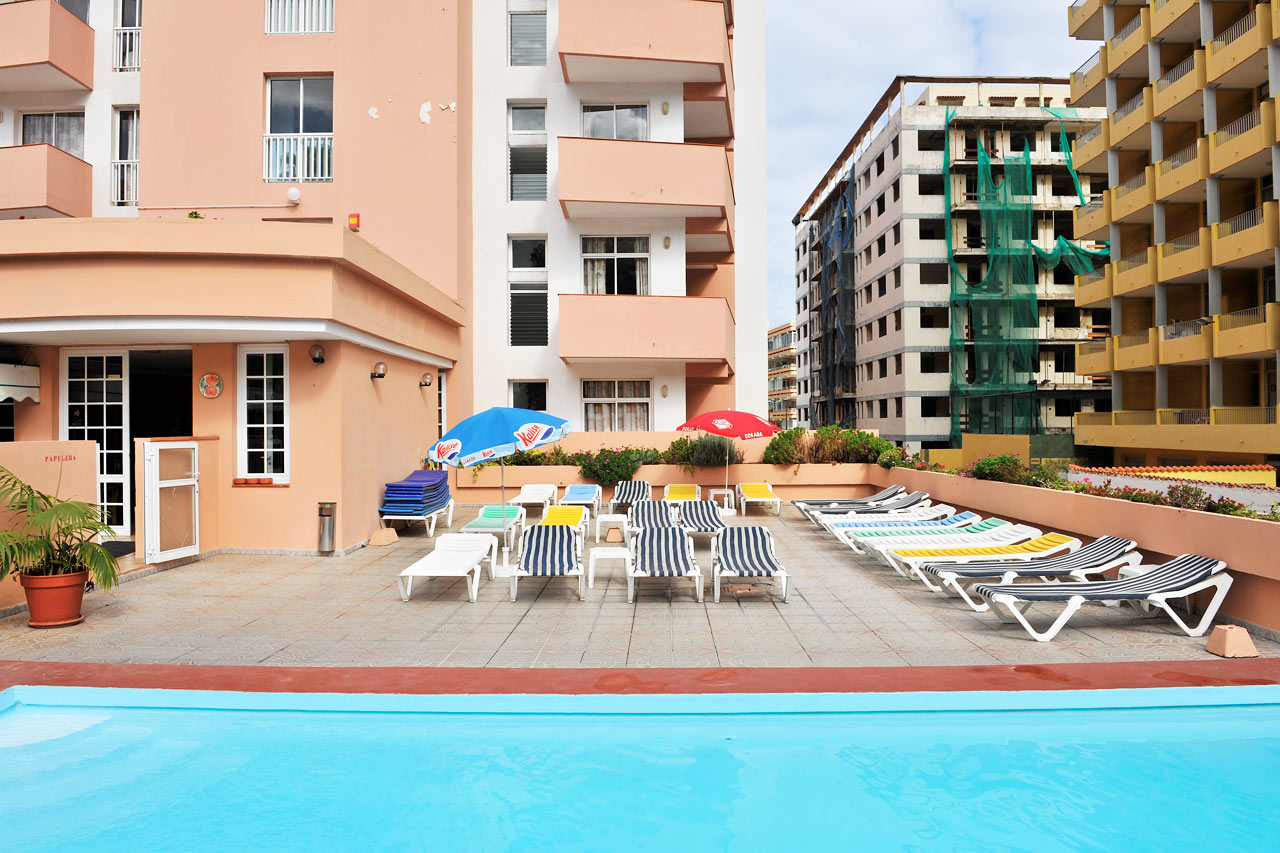 Hotelli Apartamentos Alta Puerto De La Cruz Tjareborg Hotelli Apartamentos Alta Puerto De La Cruz Tjareborg