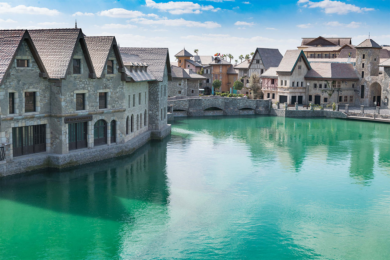 Riverland™ French Village