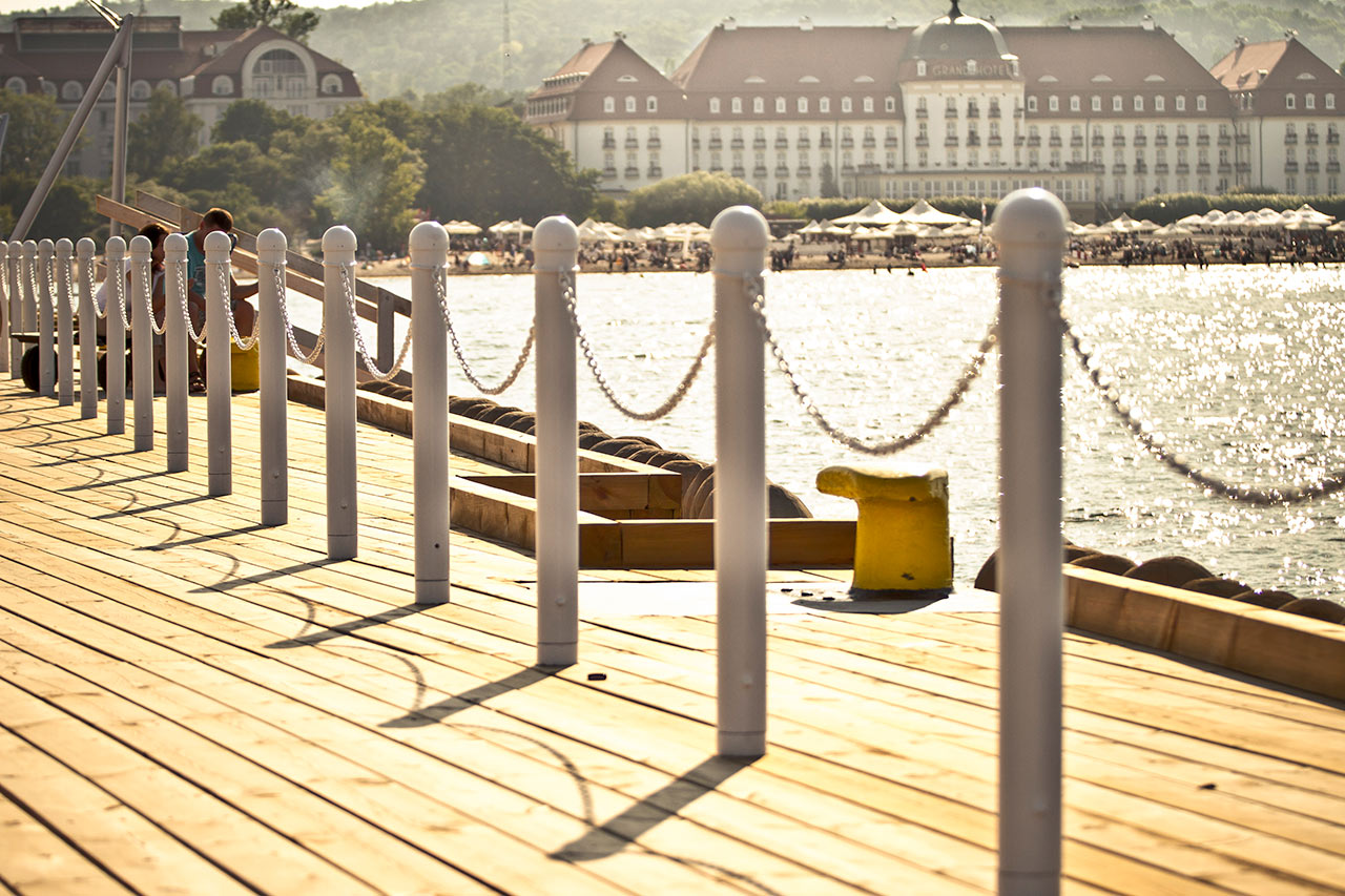 Viihtyisiä hotelleja rannalla