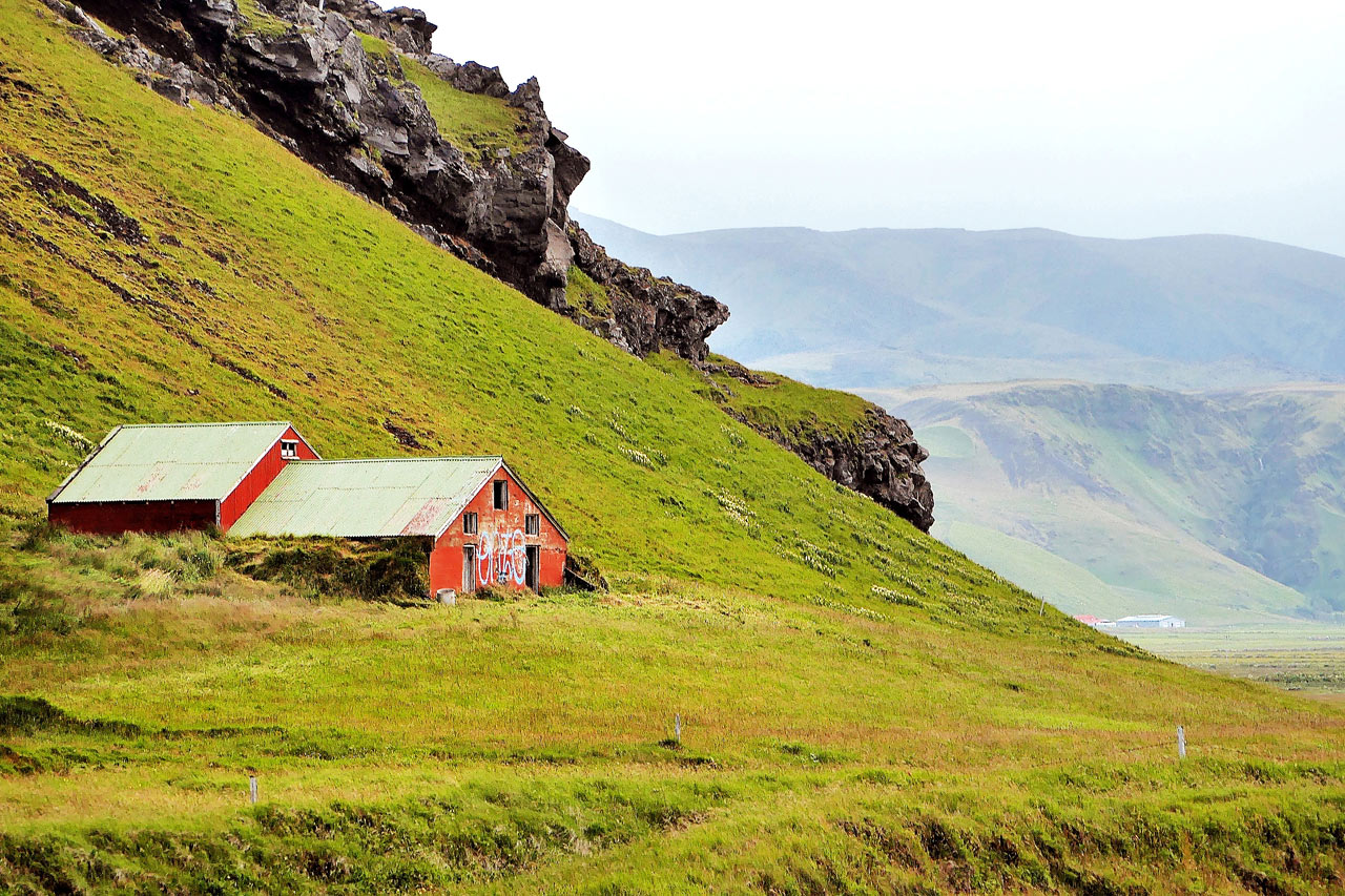 Reykjavikista on helppo lähteä tutustumaan Islannin kiehtovaan luontoon