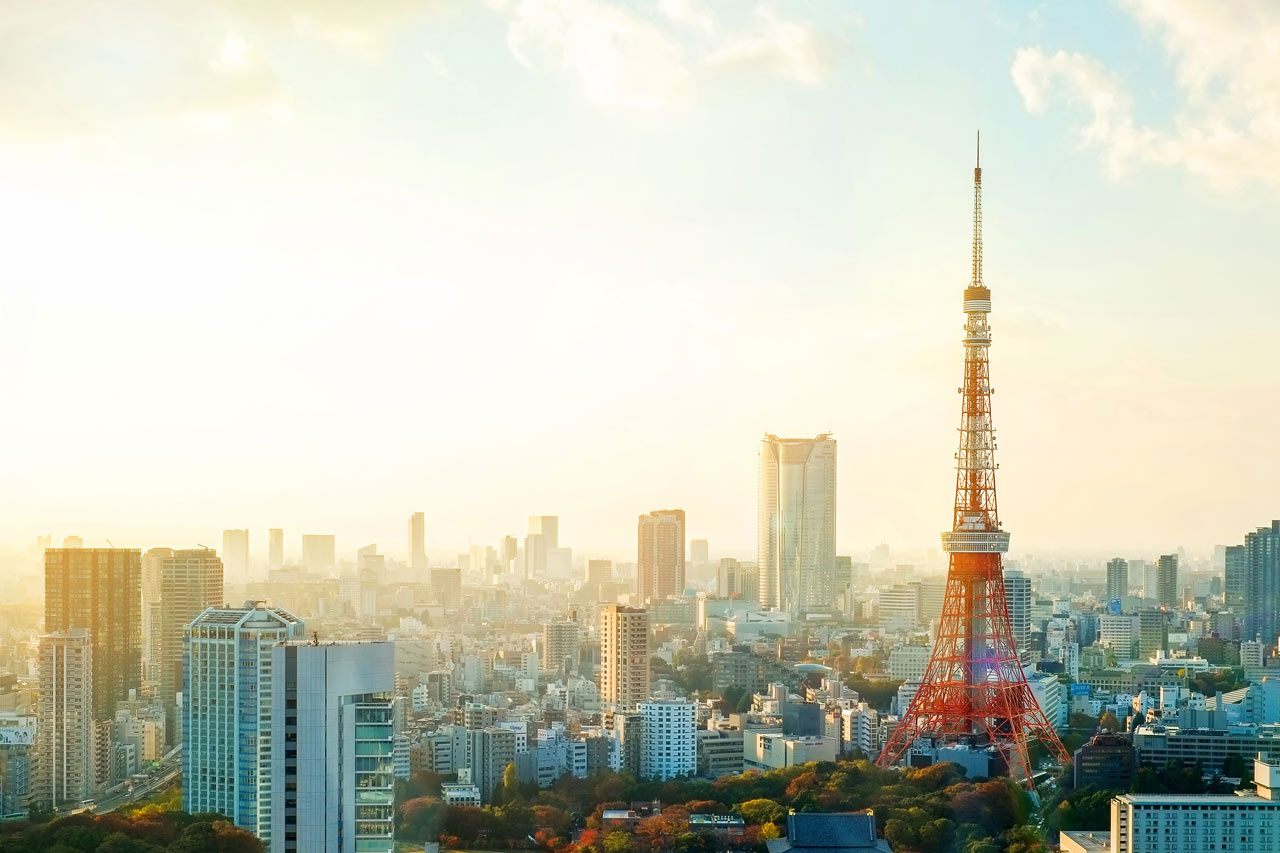 Tokyo Tower ja näköalat ympäristön suuntaan