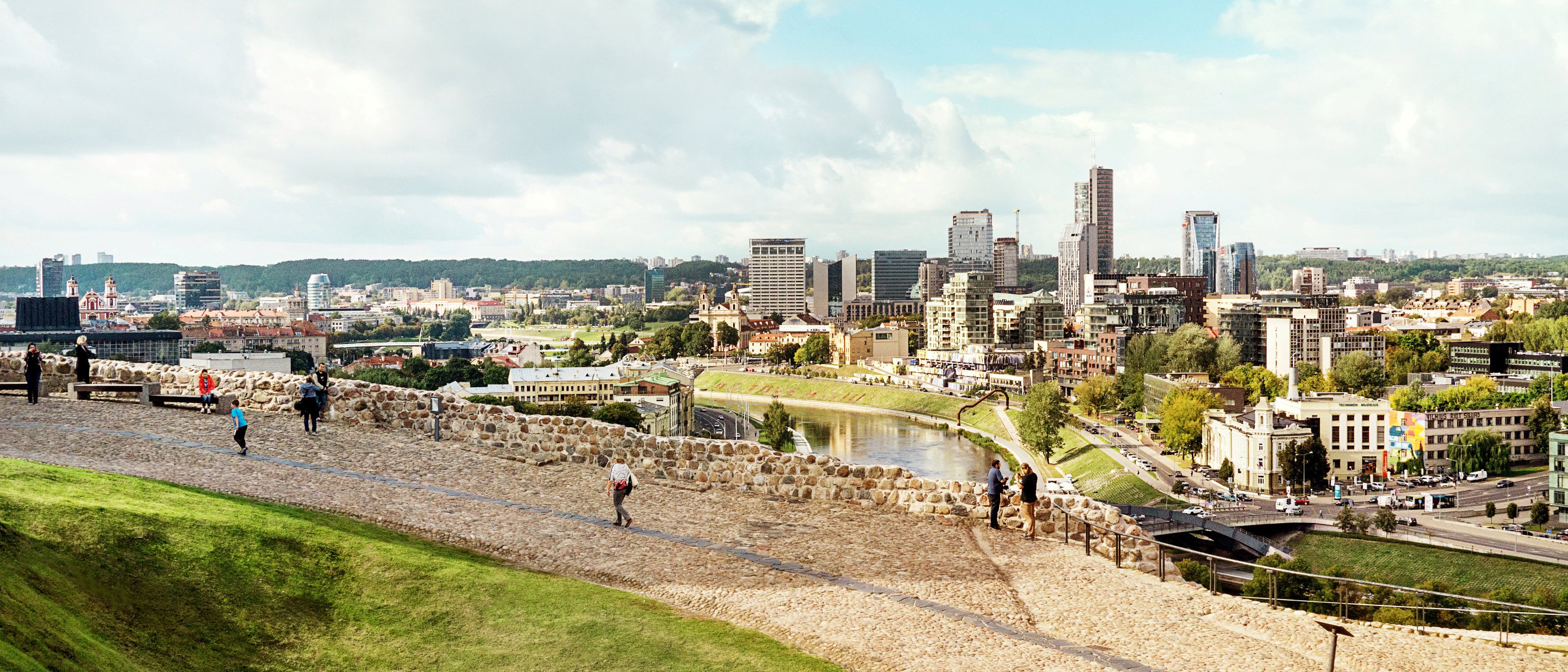 Vilna Kaupunkilomat ja matkat, lennot ja hotellit